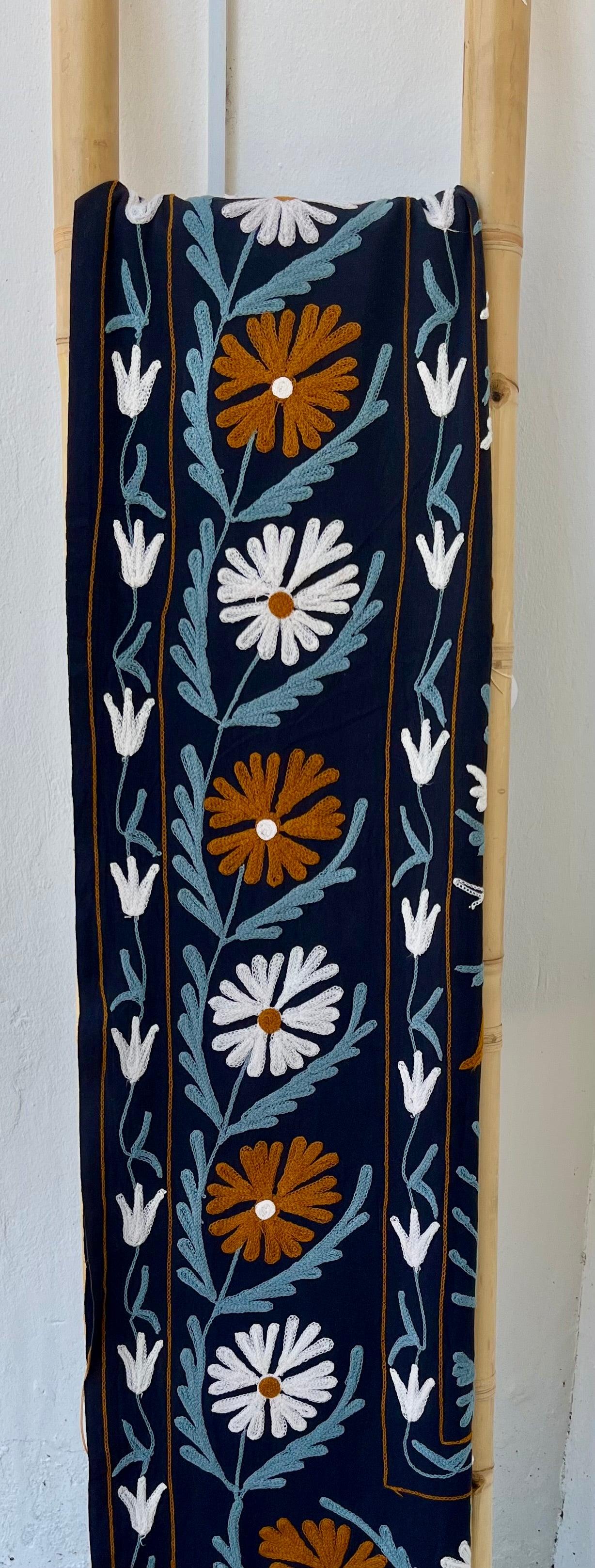 QUILTS & THROWS