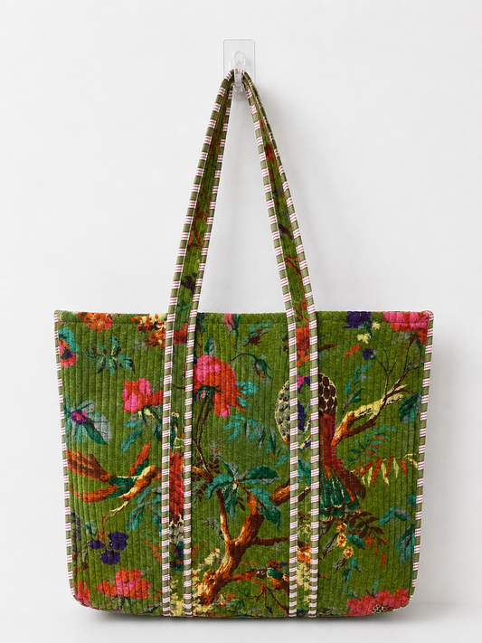 TOTE BAGS