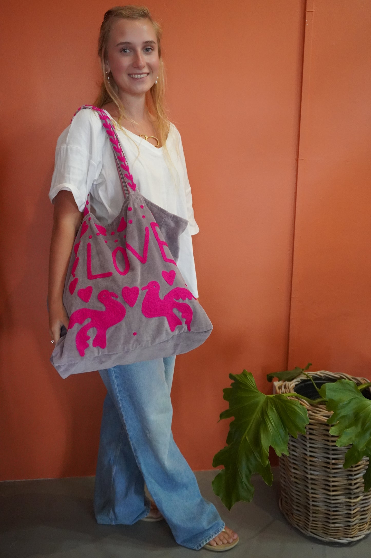 Velvet LOVE Tote Bag in Dusty rose & Luminous pink